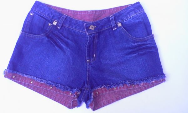 1021-SHORT BARRA VIRADA JEANS FUNDO ROSA